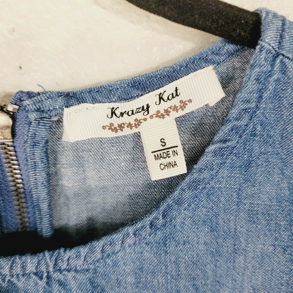 Krazy Kat Blue Chambray Flared Short Sleeve‎ Mini Dress With Frayed Hem. Size S - Picture 7 of 8